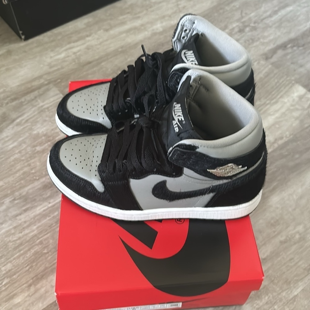 Womenโs Jordan 1 retro high OG Twist 2.0 sneakers